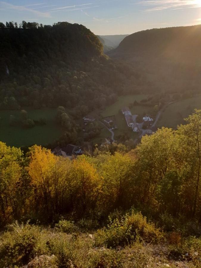 Gite Des Reculees Ladoye-sur-Seille Екстериор снимка