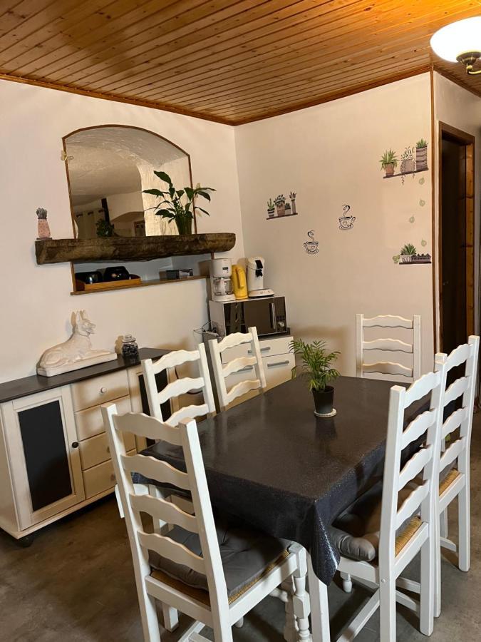 Gite Des Reculees Ladoye-sur-Seille Екстериор снимка